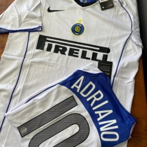 Camisa Retrô 04/05 Inter Milão - Adriano