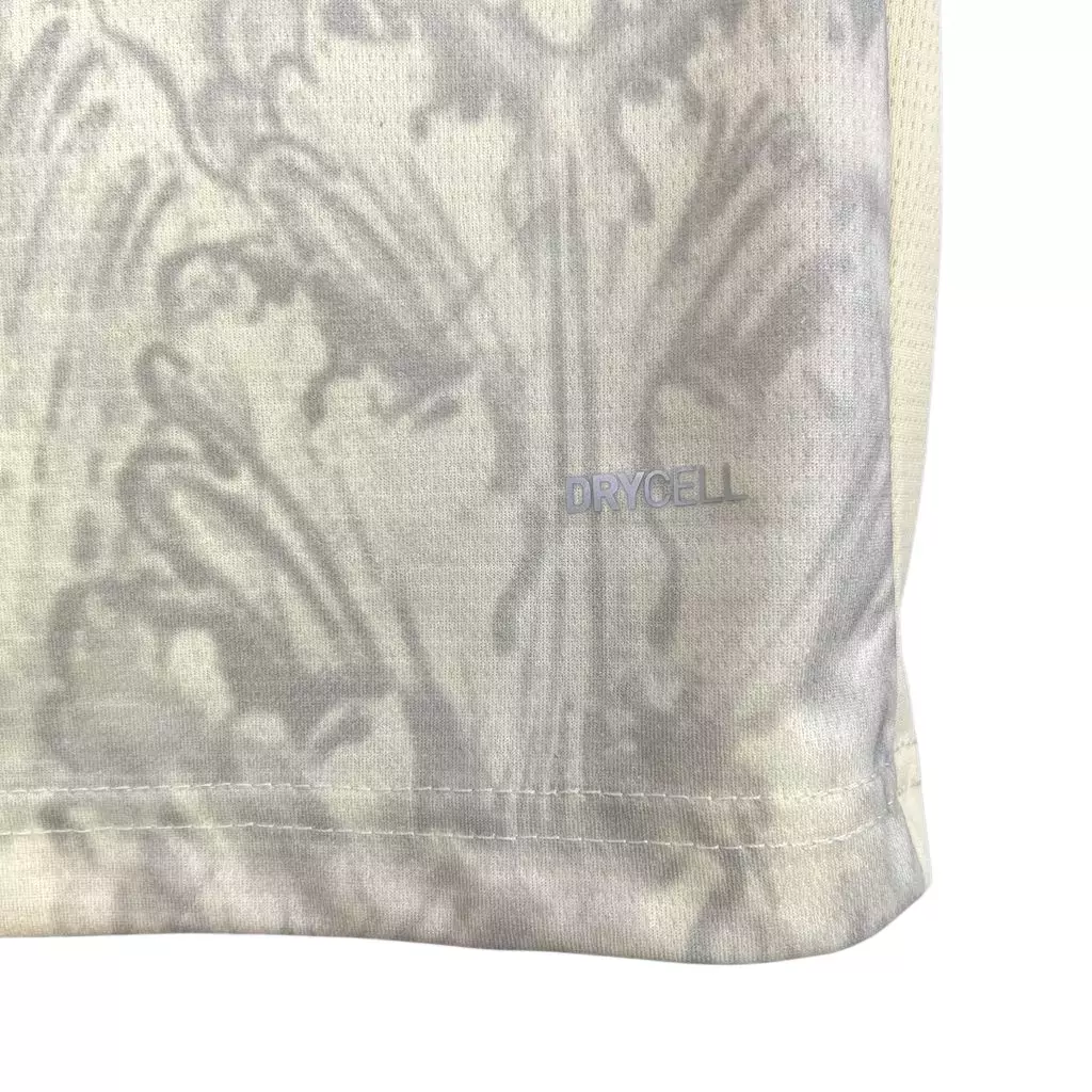 camisa-palmeiras-iii-25-26-torcedor-puma-masculina-bege-8-ce3983dbe8e520ef9517531185562176-1024-1024