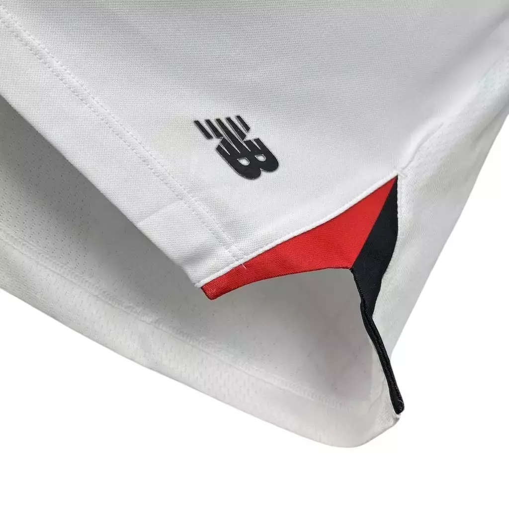 camisa-sao-paulo-i-25-26-torcedor-new-balance-masculina-branca-10-530a4c2344182efff217410431017764-1024-1024
