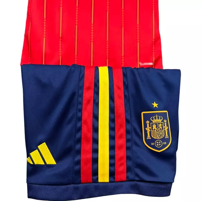 kit-infantil-selecao-espanha-i-26-27-adidas-vermelho-7-321558d3589c2cb4c517680971589014-640-0