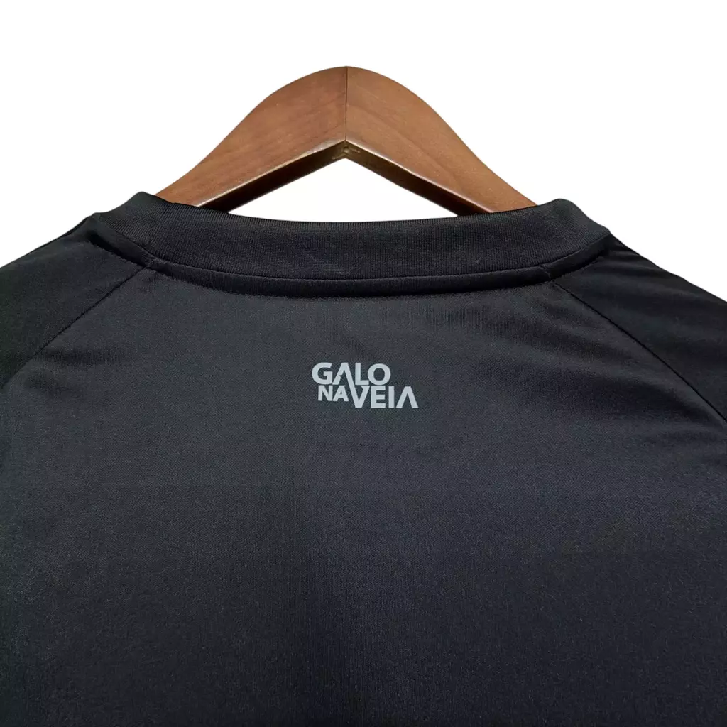 camisa-atletico-mineiro-2025-torcedor-adidas-masculina-all-black-5-e1f9b13fae702c8fa717569436408525-1024-1024