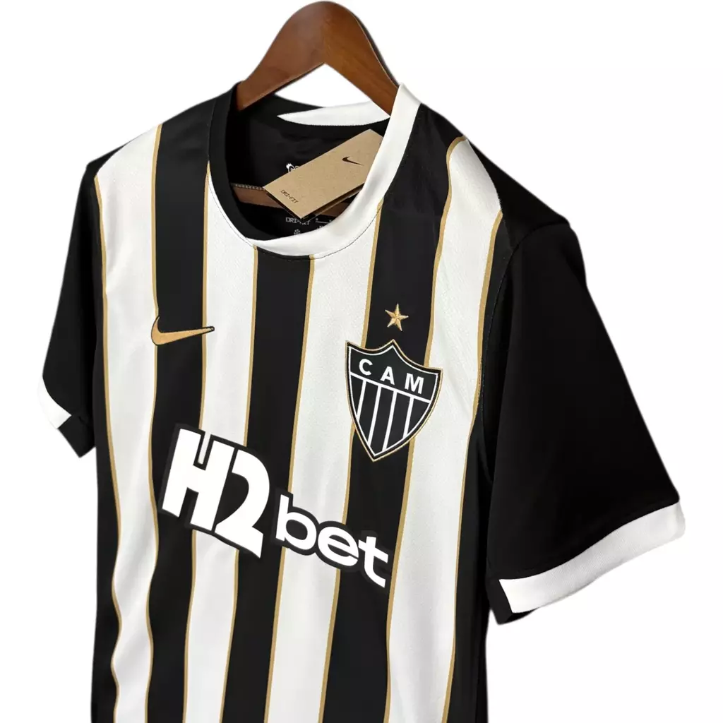 camisa-atletico-mineiro-i-26-27-torcedor-nike-masculina-preto-e-branco-6-a1adc548c29691371a17719418953823-1024-1024