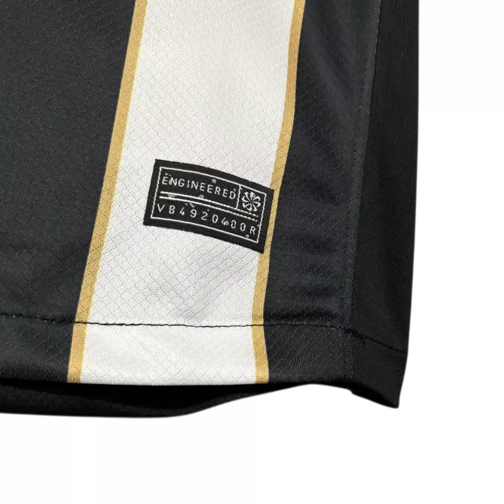 camisa-atletico-mineiro-i-26-27-torcedor-nike-masculina-preto-e-branco-8-5078c46c7f5d38b63517719418956930-1024-1024