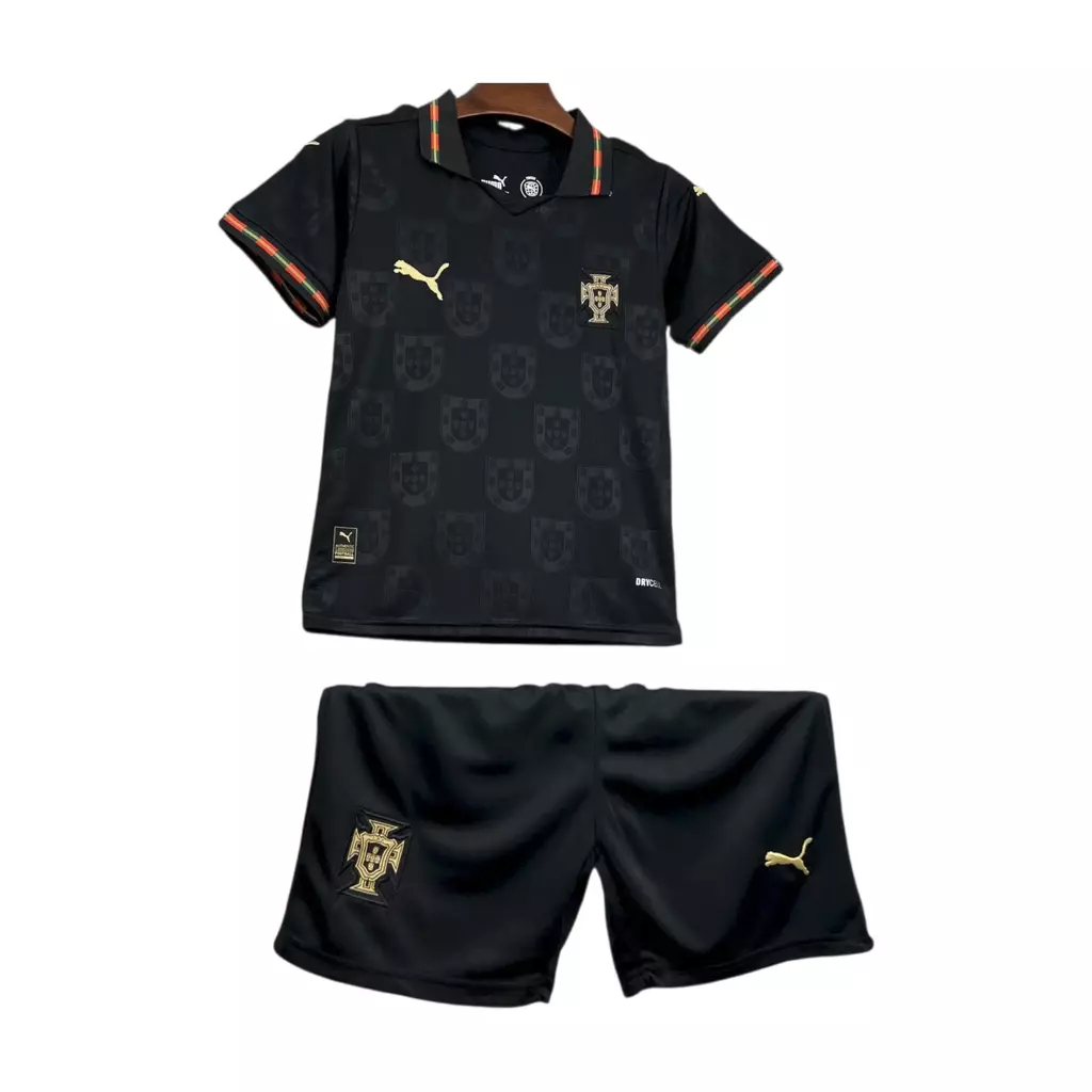 kit-infantil-portugal-pantera-negra-eusebio-25-26-puma-preta-5-1da749a90fce883eeb17694470085635-1024-1024