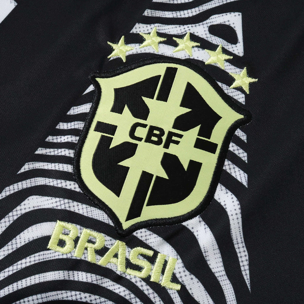 camisa-manga-longa-goleiro-brasil-copa-do-mundo-2026-preta-2-347bec950c4d8cb34217683303931154-1024-1024