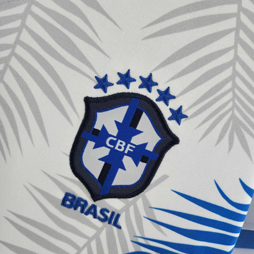 camisa-selecao-brasileira-edicao-especial-torcedor-nike-feminina-branca-61-9395c710f328e4114816606888981103-1024-1024