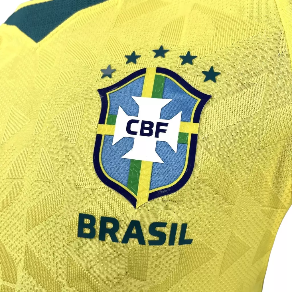 camisa-selecao-brasileira-i-26-27-jogador-nike-masculina-amarela-3-01fd9e7358c3f39f5e17748926980436-1024-1024
